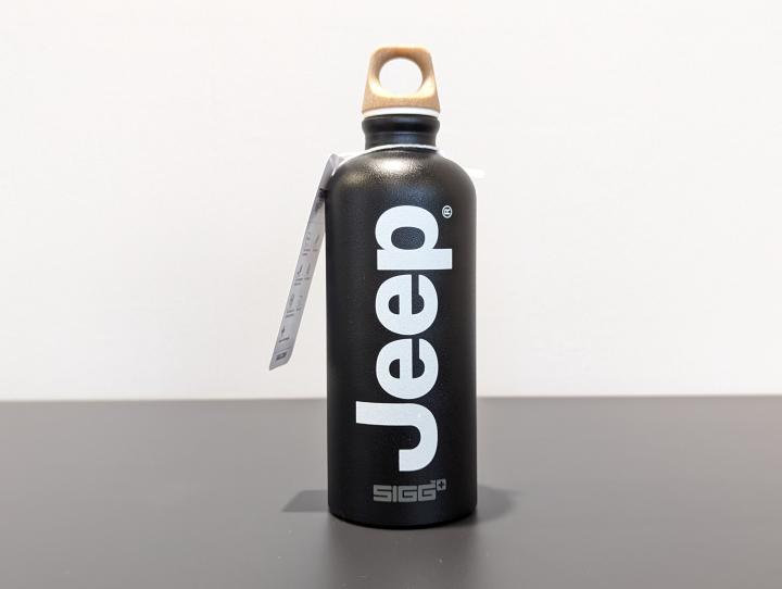 Jeep×SIGGリサイクルアルミニウムボトル