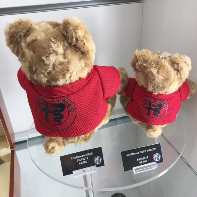 NEW‼ Alfa Romeo ベアぬいぐるみ入荷いたしました🐻｜アルファ ロメオ世田谷スタッフブログ｜Alfa Romeo Official  Dealer Site