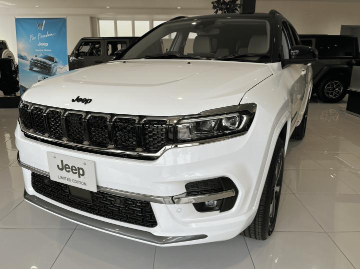 Commander Track Edition