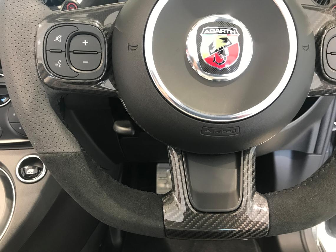 発売フェア目前！新695C Turismo 試乗車スタンバイ！｜フィアット