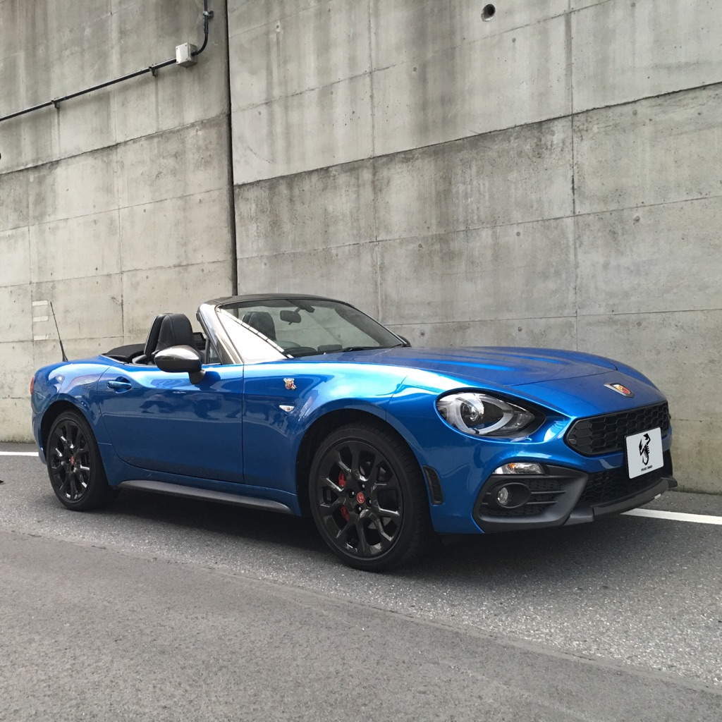 【新品未使用品】非売・限定品　ABARTH 124 スパイダー　ブルーラリー ABARTH 124 spider カラーバリエーション～実車～｜アバルト西宮