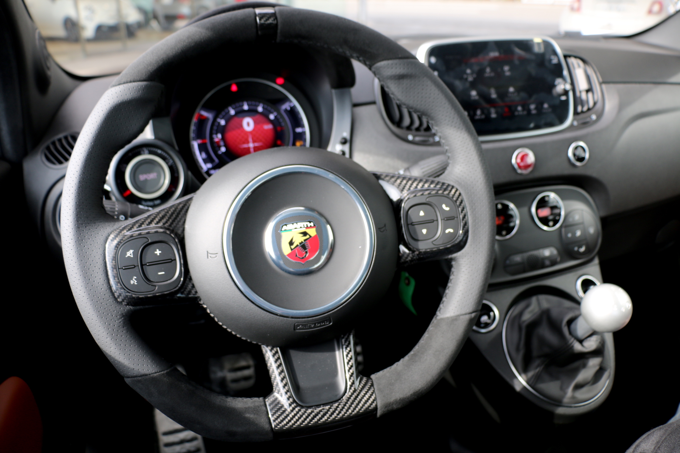 お安くします。｜アバルト石川スタッフブログ｜ABARTH Official Dealer Site