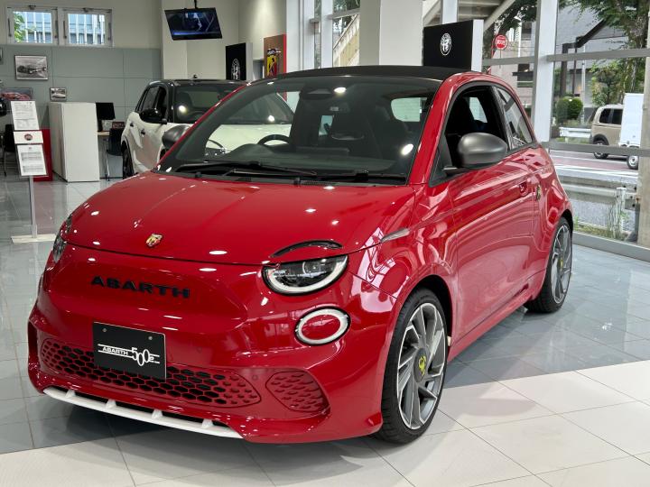 ABARTH 500e Turismo Cabriolet