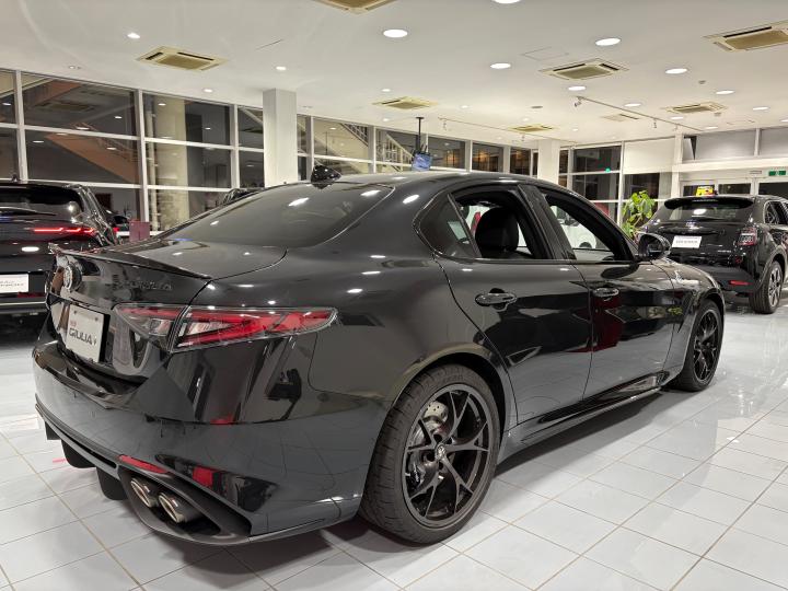 GIULIA QUADRIFOGLIO ESTREMA