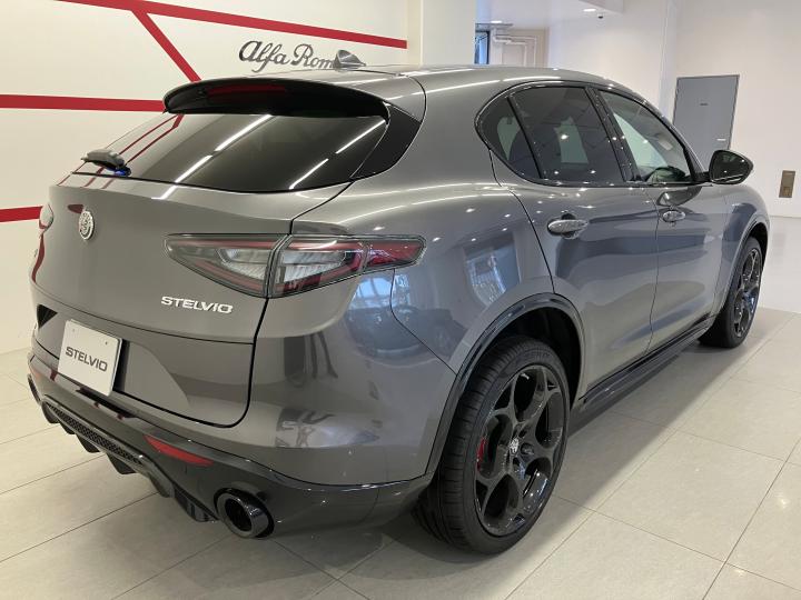 STELVIO 2.0 TURBO Q4 VELOCE