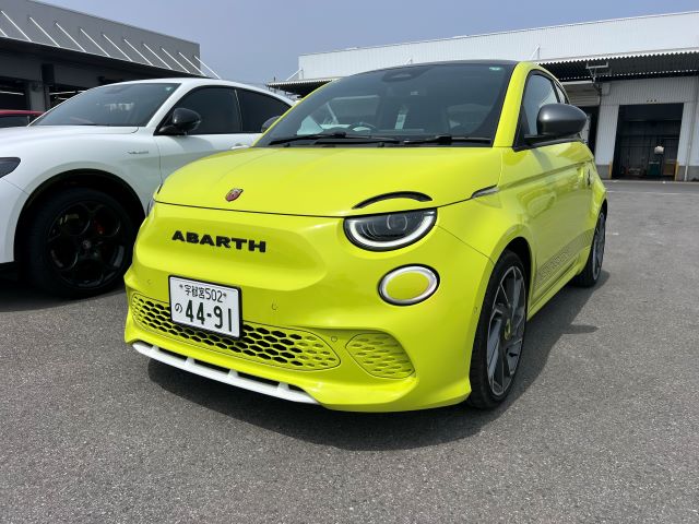 ABARTH 500e Scorpionissima Hatchback