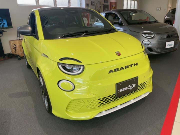 ABARTH 500e Scorpionissima Hatchback