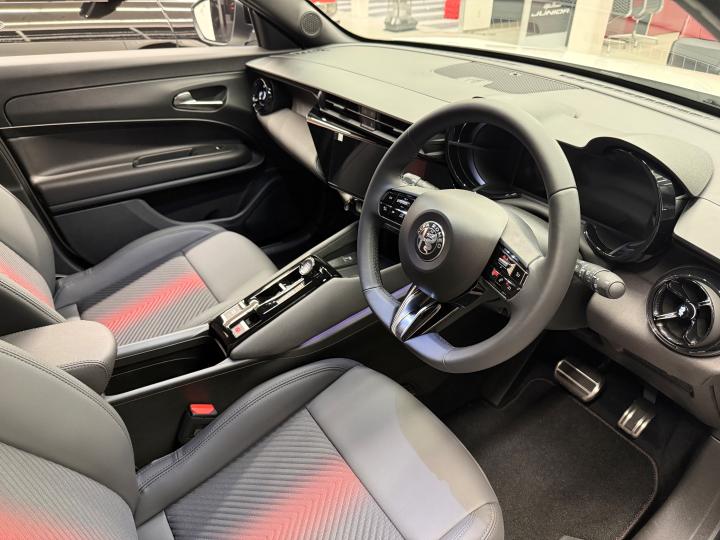 JUNIOR Ibrida Edizione Bianco