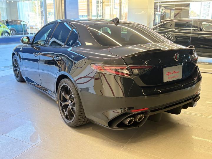 GIULIA QUADRIFOGLIO ESTREMA