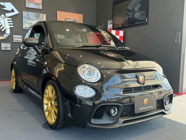 ABARTH 695 75° ANNIVERSARIO