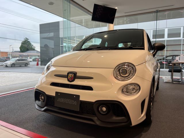 ABARTH 695C Turismo
